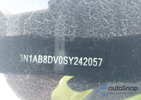 2025 Nissan Sentra Sr z USA, uszkodzony, nr VIN 3N1AB8DV0SY242057